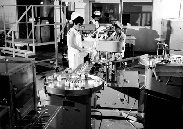 Unsere Historie FEMIA Cosmetic